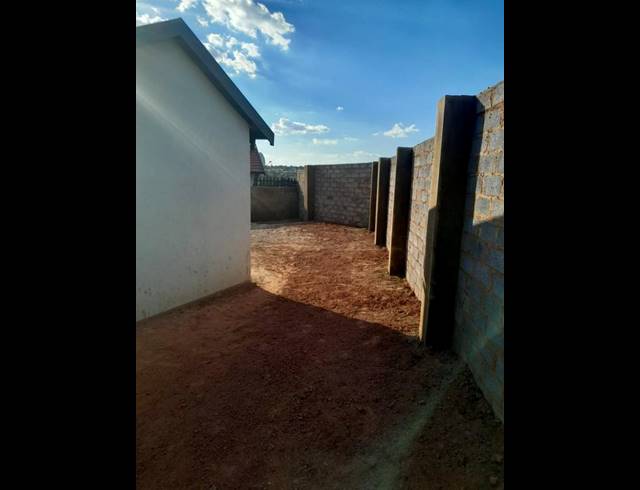 2 BEDROOM HOUSE FOR SALE IN WILFORDON